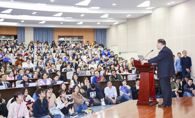 1524032336882194.jpg 1522373180135257.jpg